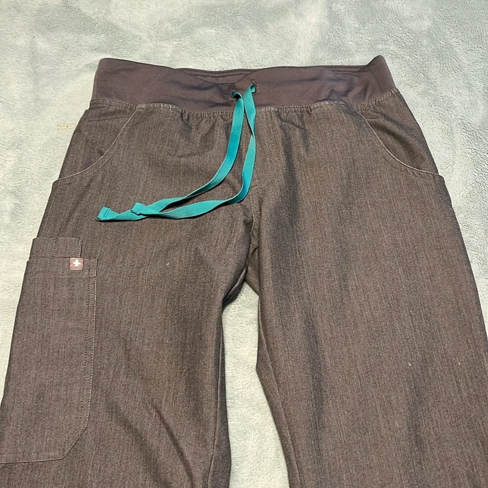 Figs Kade Cargo Scrub Pant